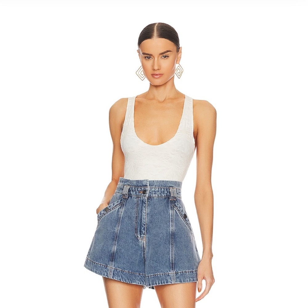 FREE PEOPLE ❤️🔥 NWT TANK IN WHITE/CREAM SIZE LARGE - Picture 1 of 7